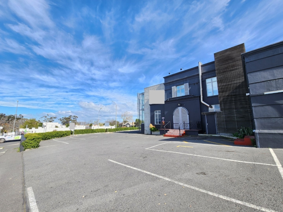 To Let commercial Property for Rent in Somerset West Western Cape